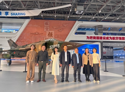 禁漫天堂下载
召开党委理论学习中心组学习（扩大）会